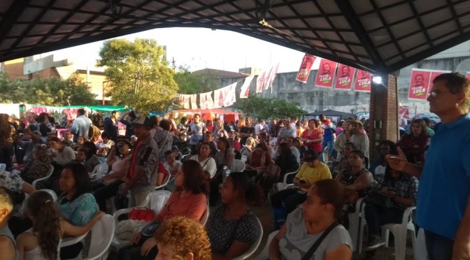 Festa Julina da Leste 1 reúne famílias no Arraial Lula Livre